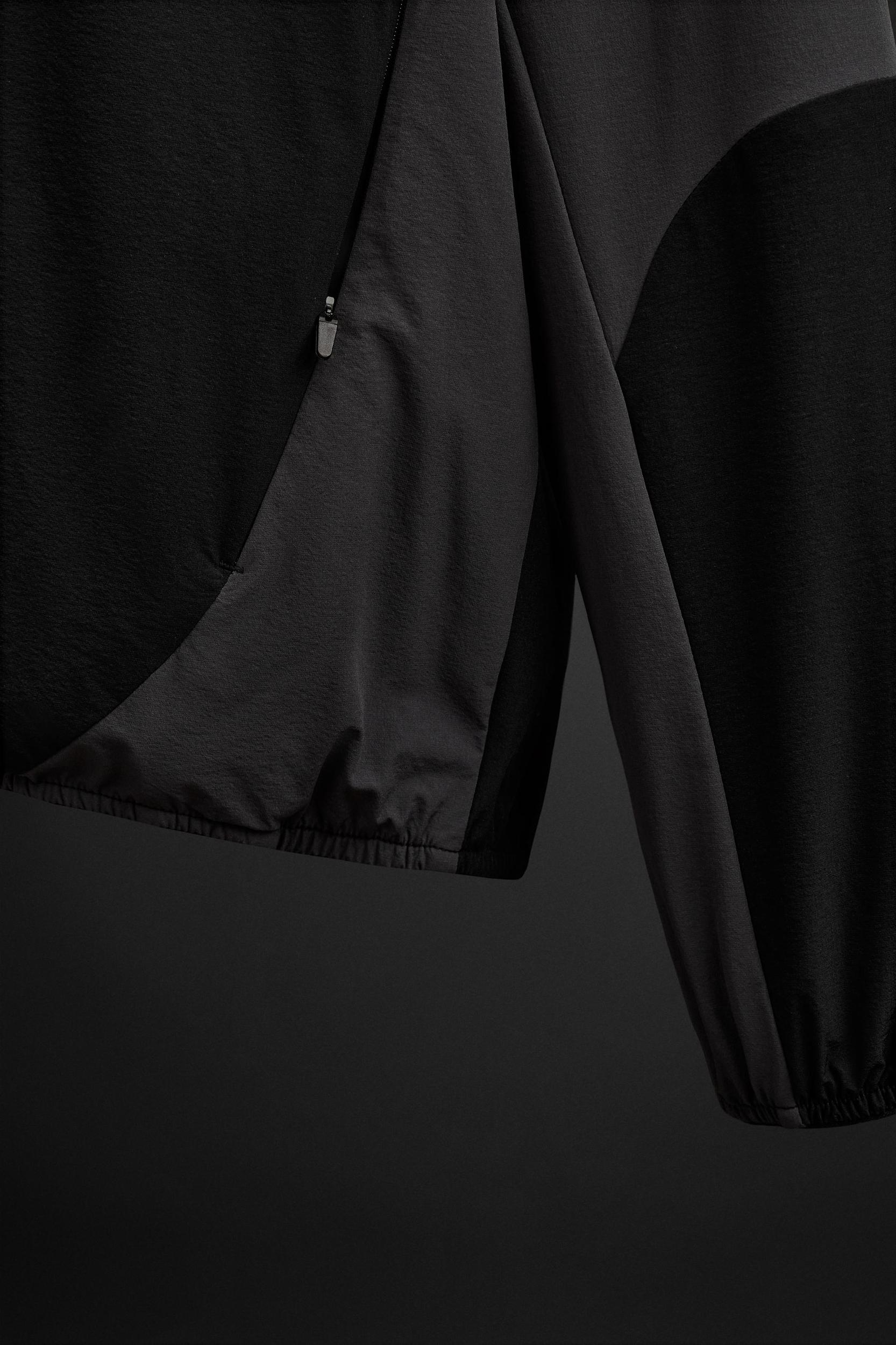 COLOR BLOCK TECHNICAL JACKET Product Image