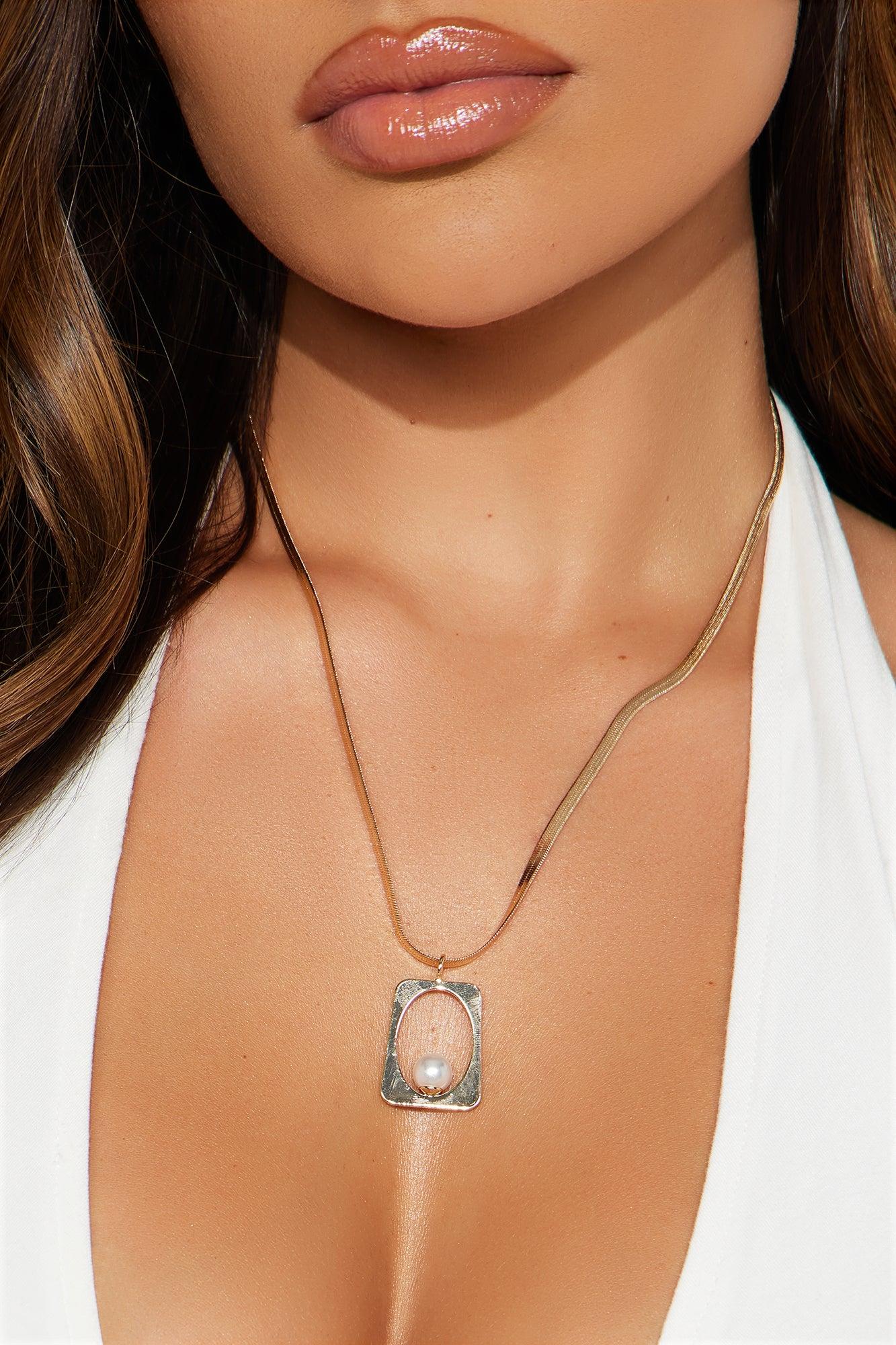 Lunar Lust Pearl Necklace - Gold Product Image