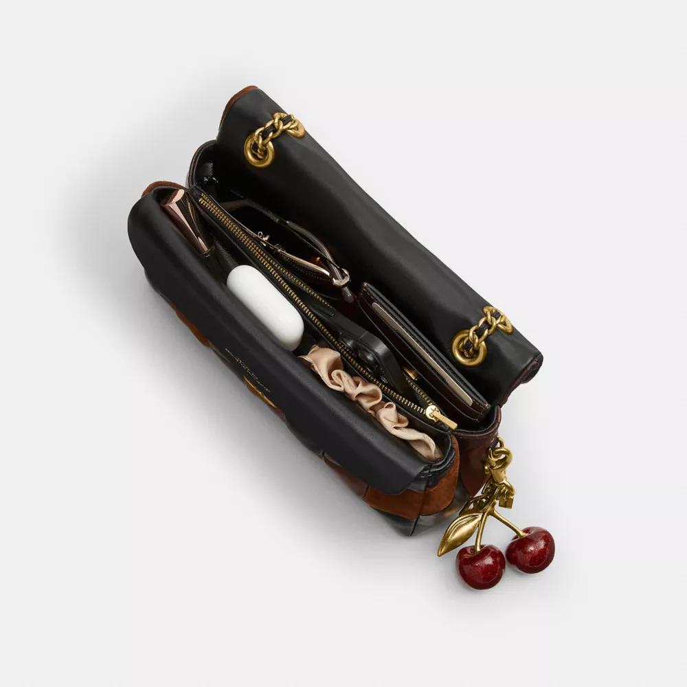 Tabby Shoulder Bag 26 With Quilting Product Image