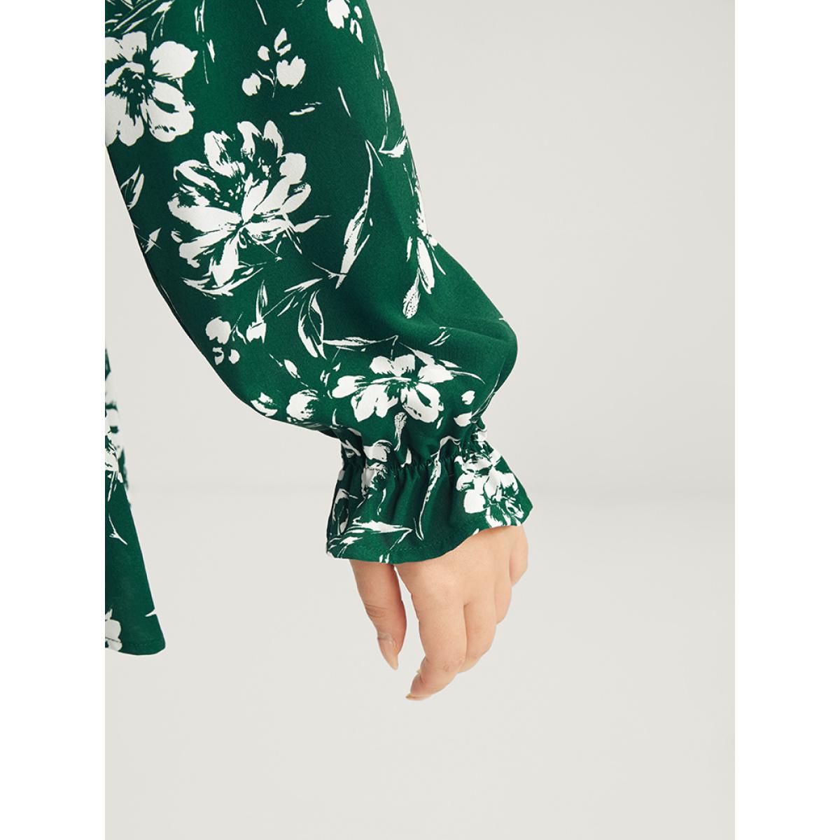 Plus Size DarkGreen Floral Ruffles Trim Lantern Sleeve Blouse Women Casual Long Sleeve V-neck Dailywear Blouses BloomChic 22-24/3X Product Image