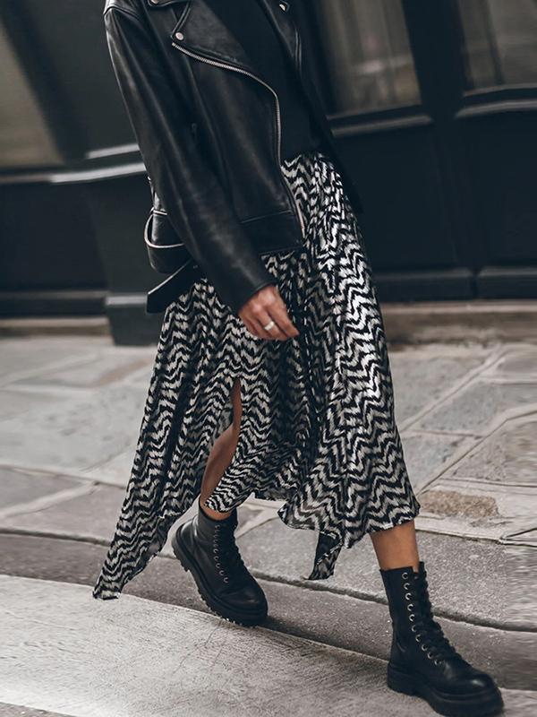 Loose Bronzing Contrast Color Split-Side Skirts Bottoms Product Image