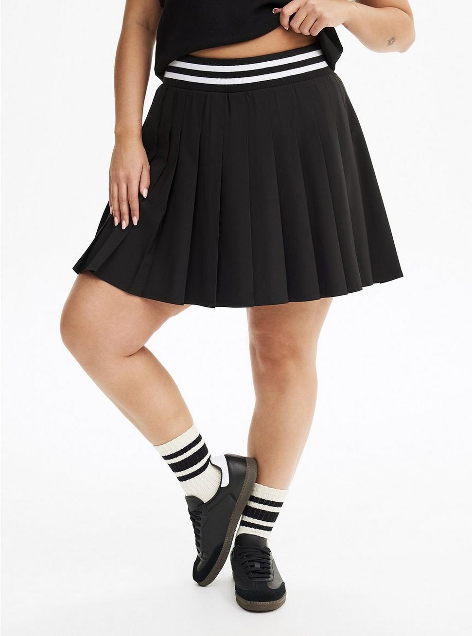 Pleated Active Skirt With Bike Short Product Image
