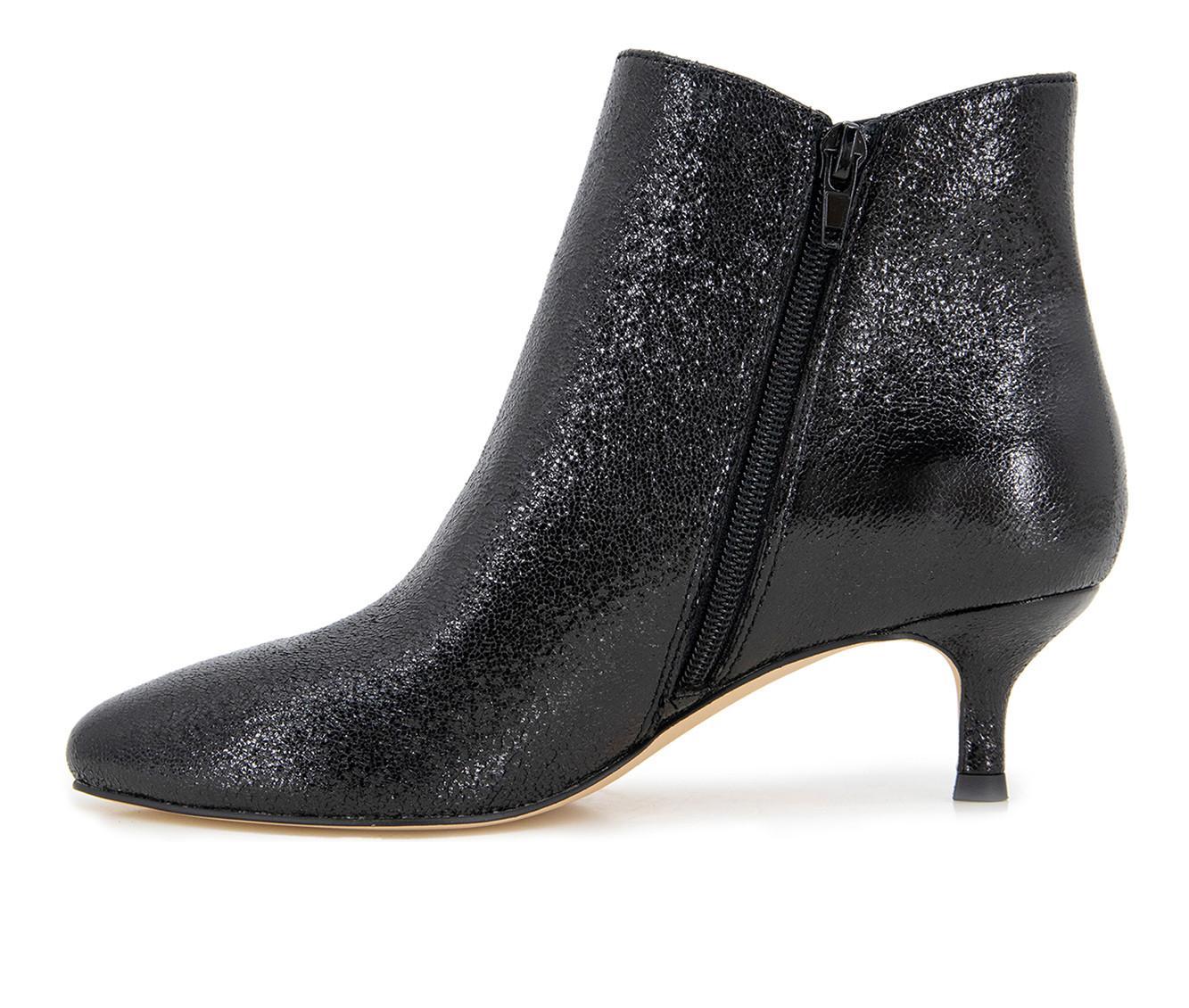 Women's XOXO Kyrie Booties Product Image