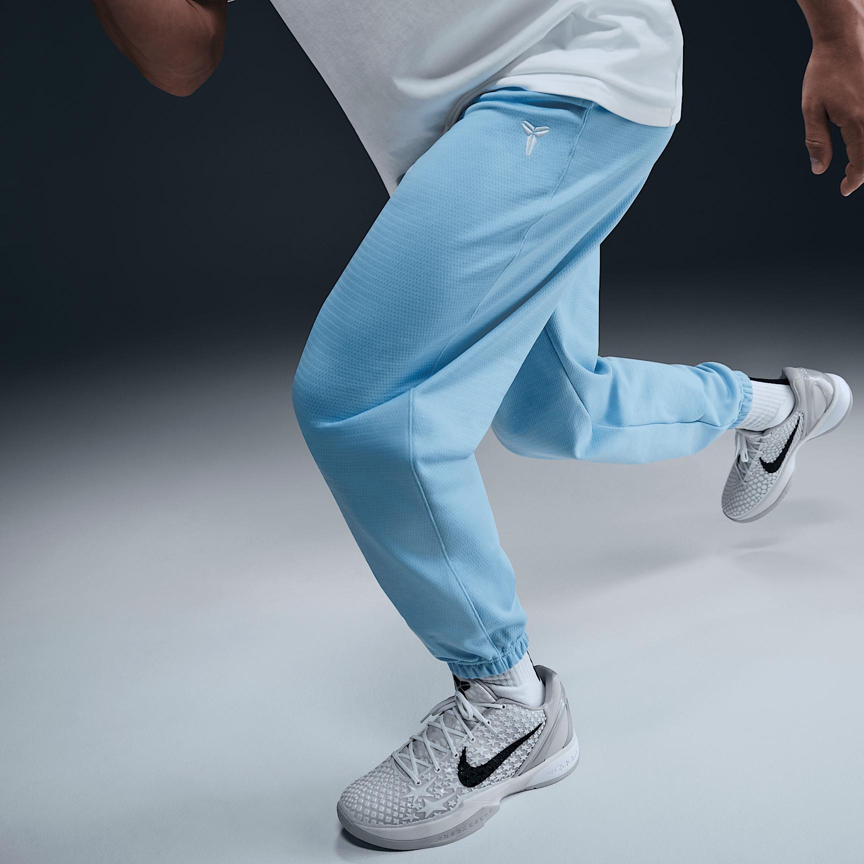 Nike Men's Kobe Therma-FIT Basketball Pants Product Image