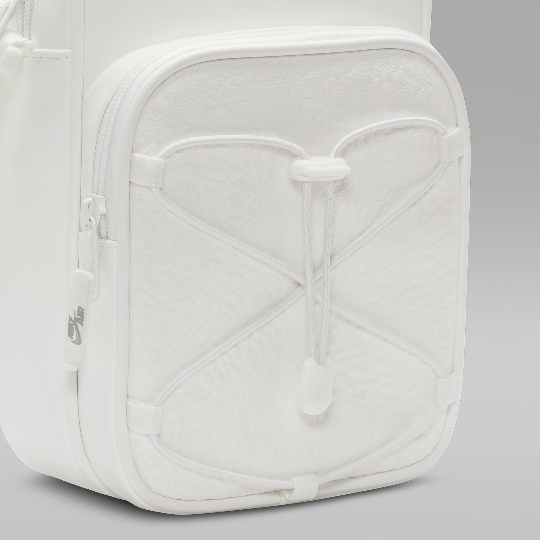 Air Jordan Festival Bag (1.5L) Product Image