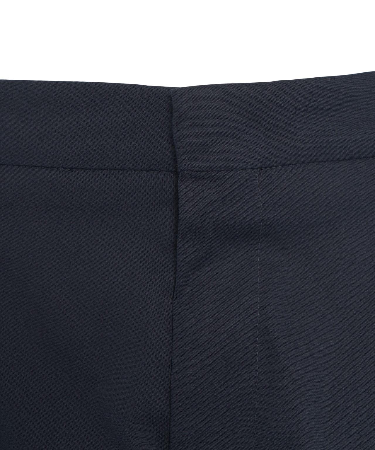 Bermuda shorts with pleats Product Image