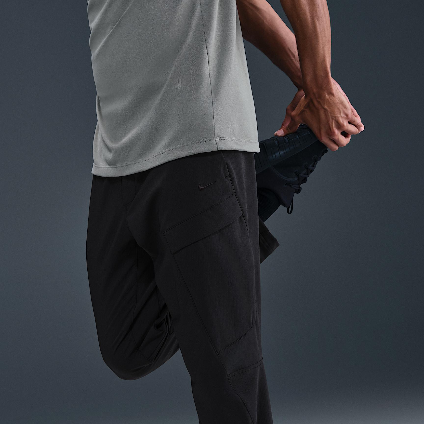 Nike Men's Unlimited Dri-FIT Versatile Cargo Pants Product Image