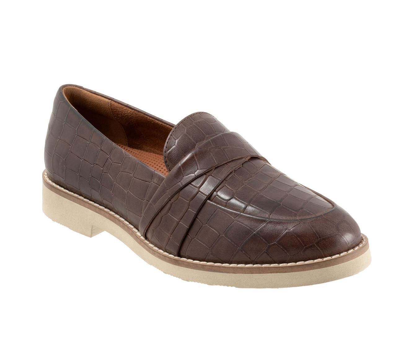 Women's Softwalk Walsh Loafers Product Image