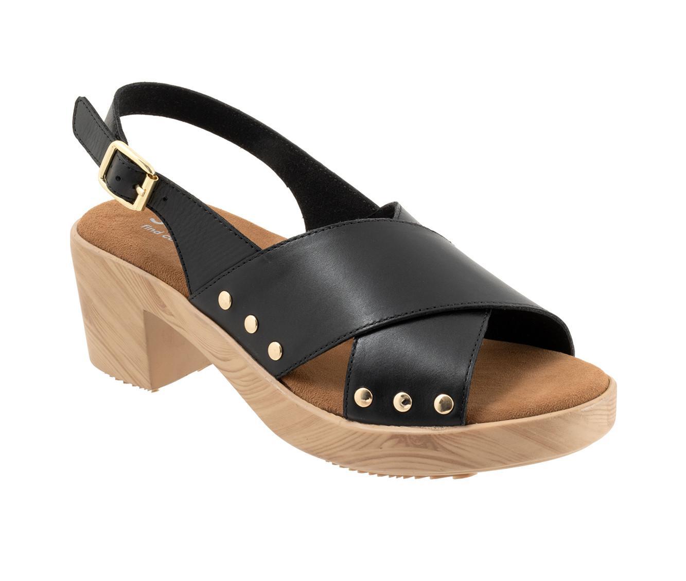 Women's Softwalk Florence Clogs Product Image