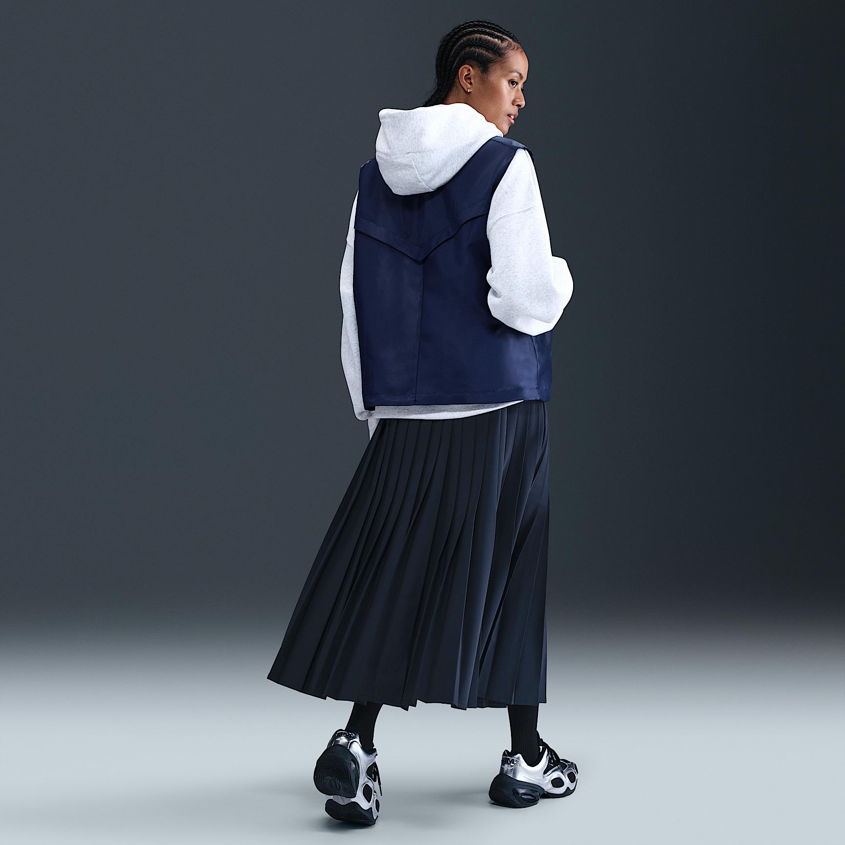 Womens Nike Sportswear Windrunner Shine Vest | HV2472-010 Product Image
