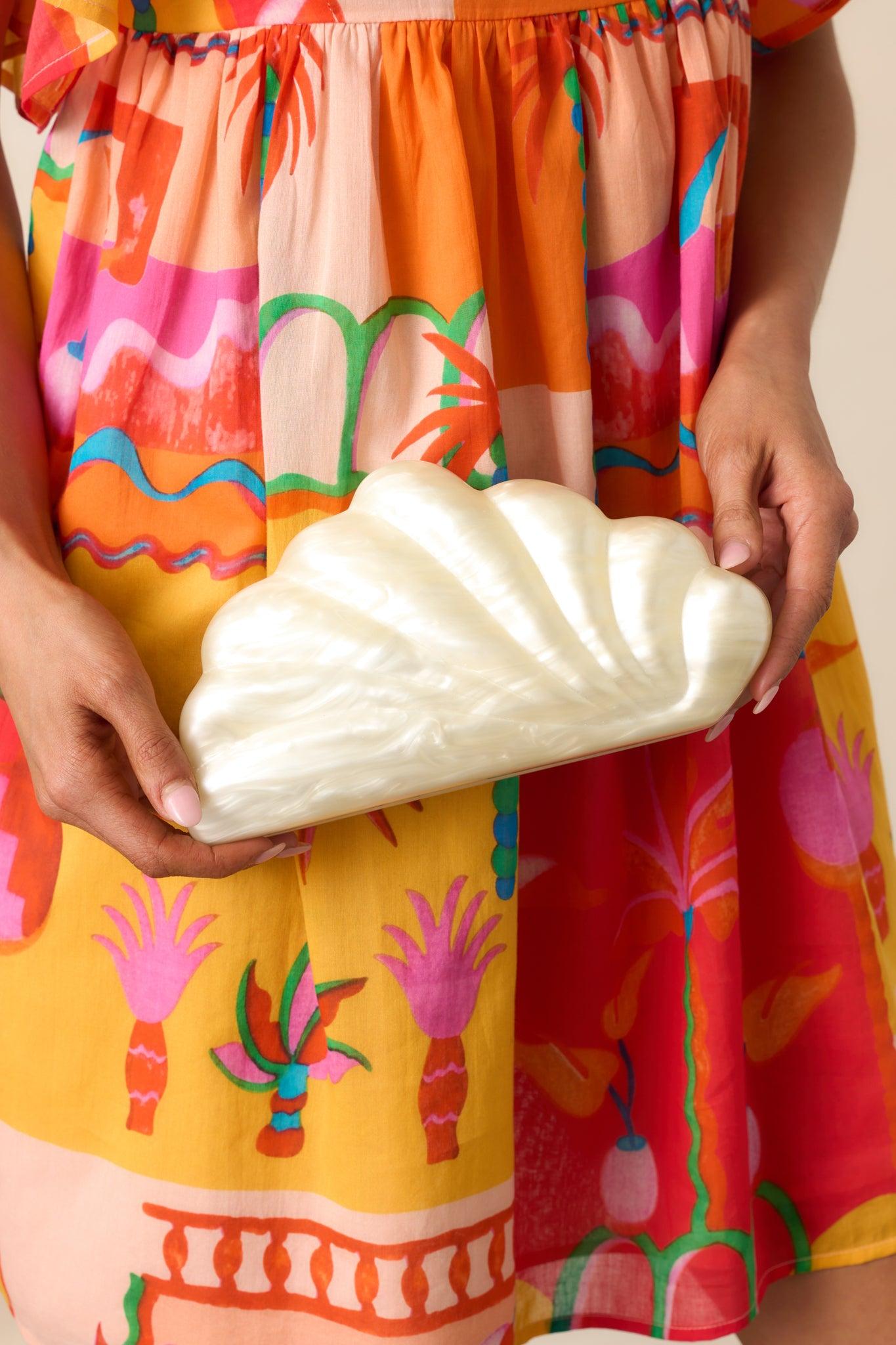 Pearl Tide Ivory Pearlescent Seashell Clutch Product Image