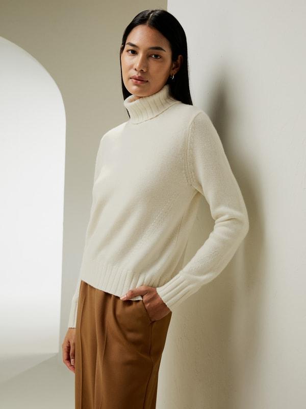LILYSILK Womens Merino Wool Turtleneck Cashmere Sweater White Wool&Cashmere Luxurious Needlework Design Sweater S Product Image
