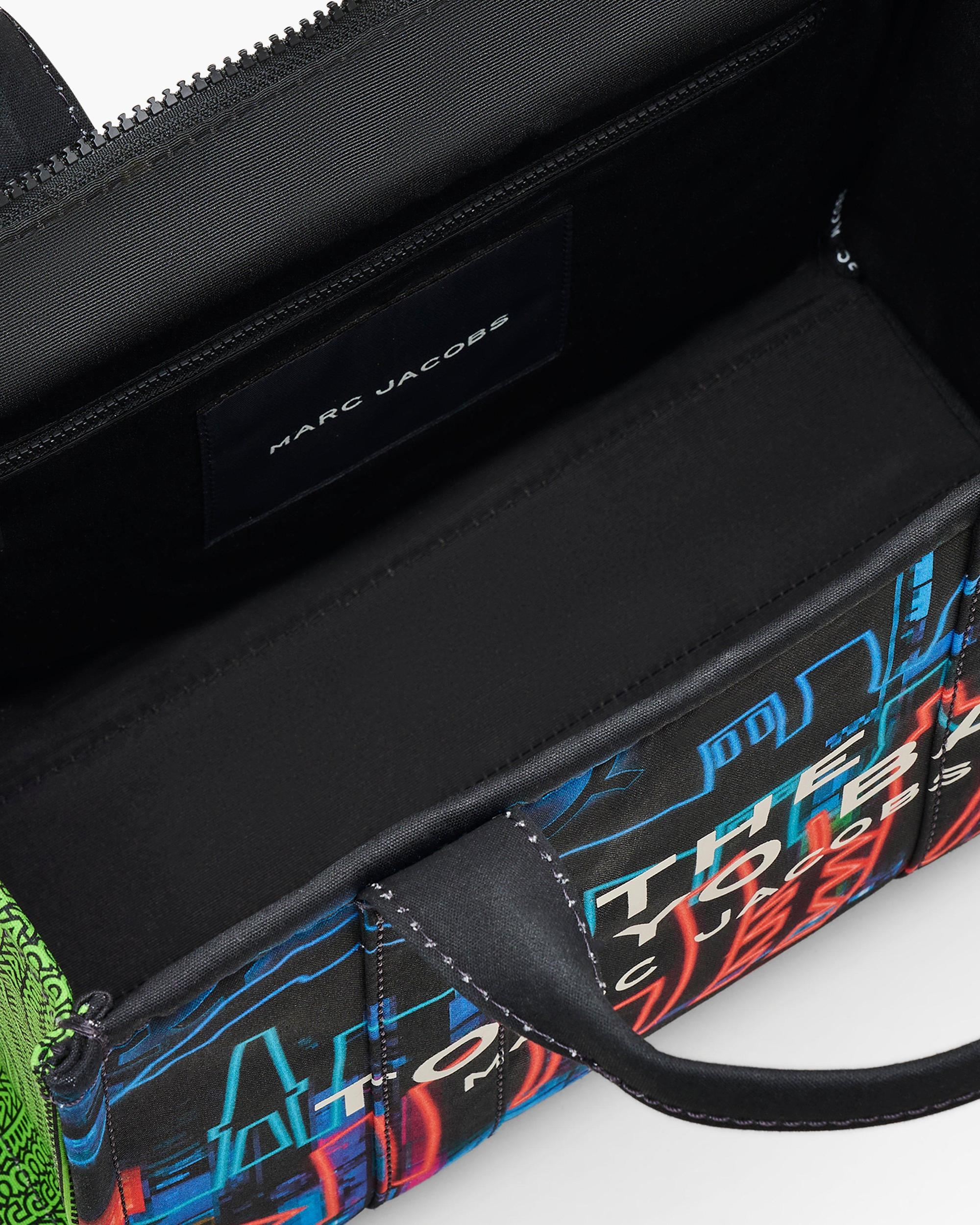 The Leather Medium Tote Bag Product Image