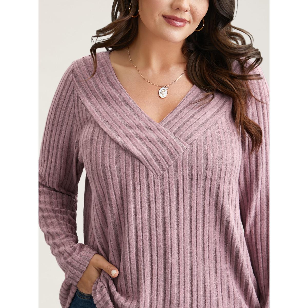 Plus Size V-Neck Textured Pit Strip Fitted T-Shirt Dirtypink Women Casual Texture V-neck Bodycon Everyday T-shirts BloomChic 12/L Product Image