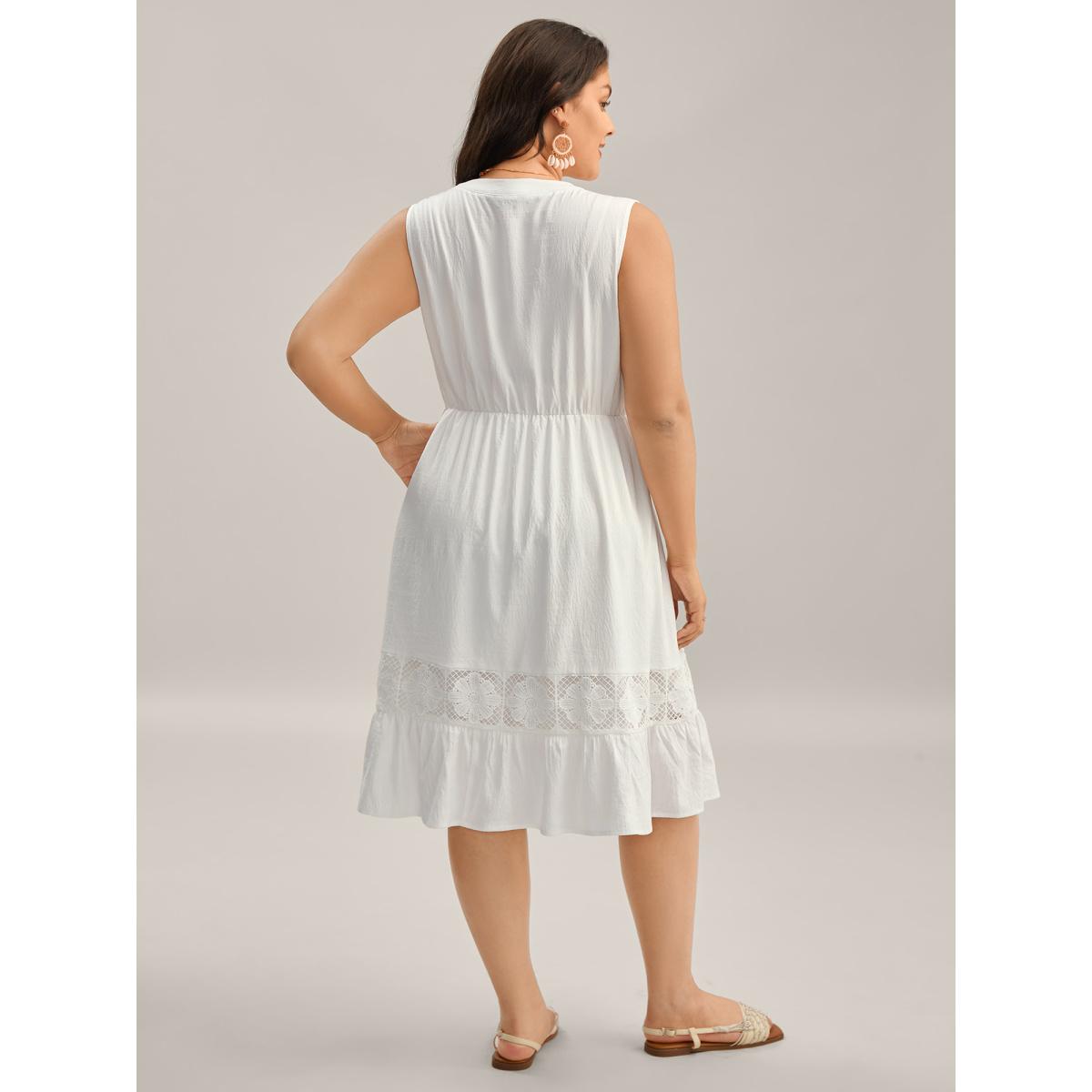 Plus Size Floral Textured Solid Tiered Hem Midi Dress Originalwhite Women Boho Flat collar with V-notch Sleeveless Curvy BloomChic 10/M Product Image