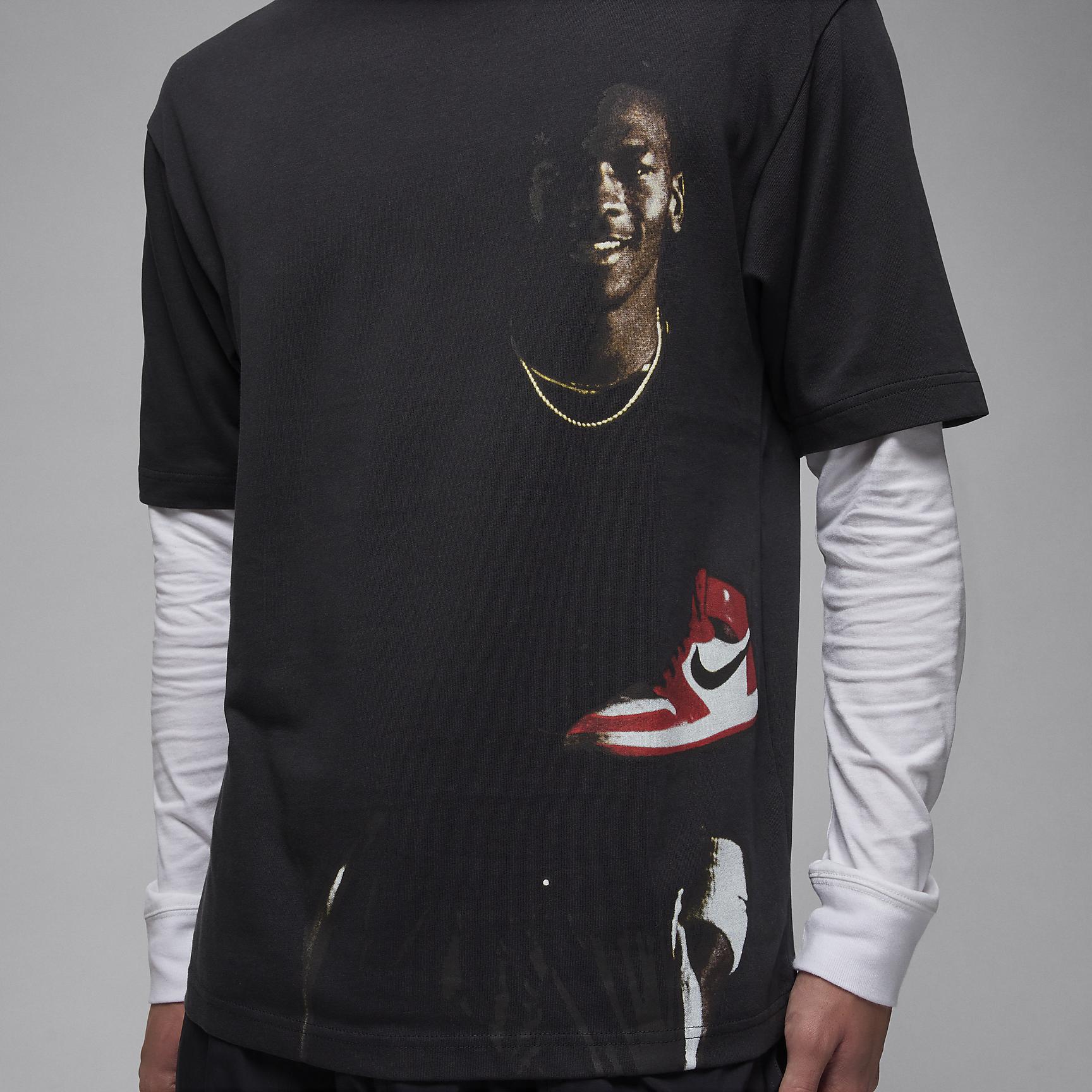 Jordan Men's Crew-Neck T-Shirt Product Image