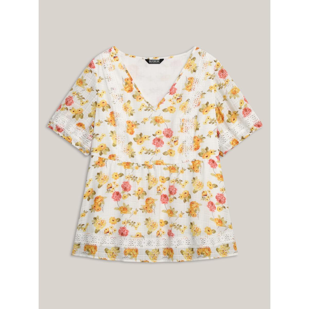 Plus Size Multicolor Floral Lace Trim Textured Babydoll Top Women Short sleeve V-neck Vacation Blouses BloomChic 22-24/3X Product Image