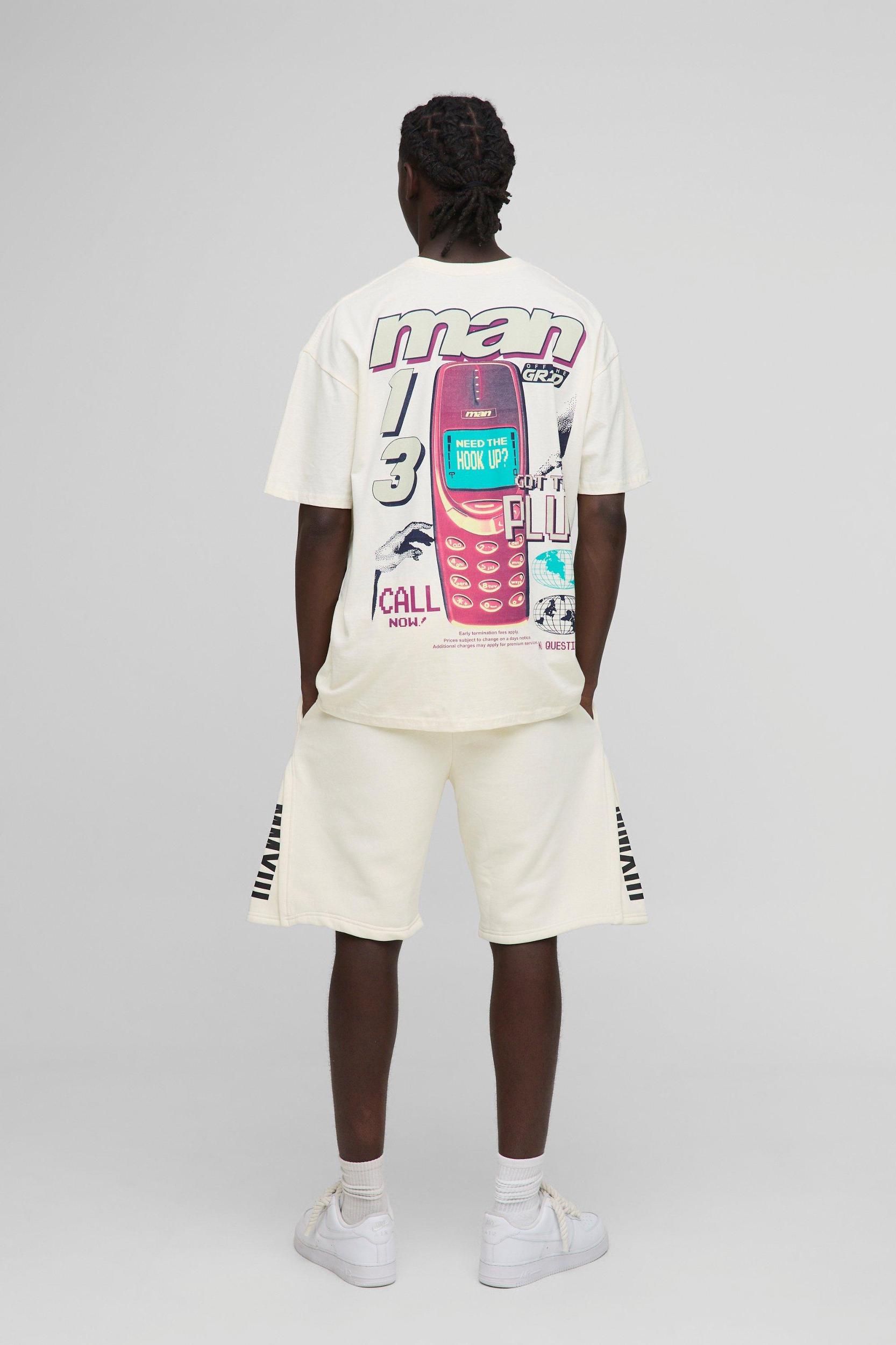 Oversized Official Pleated Gusset Short | boohooMAN USA Product Image