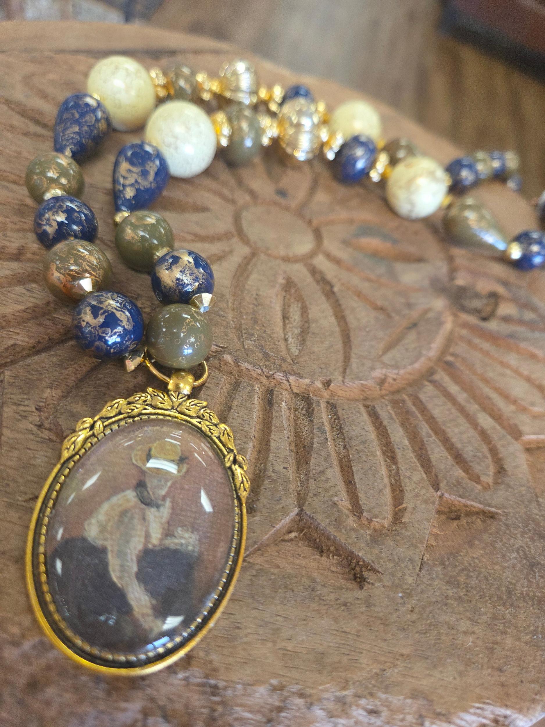 Vintage Beaded Pendant Necklace Product Image