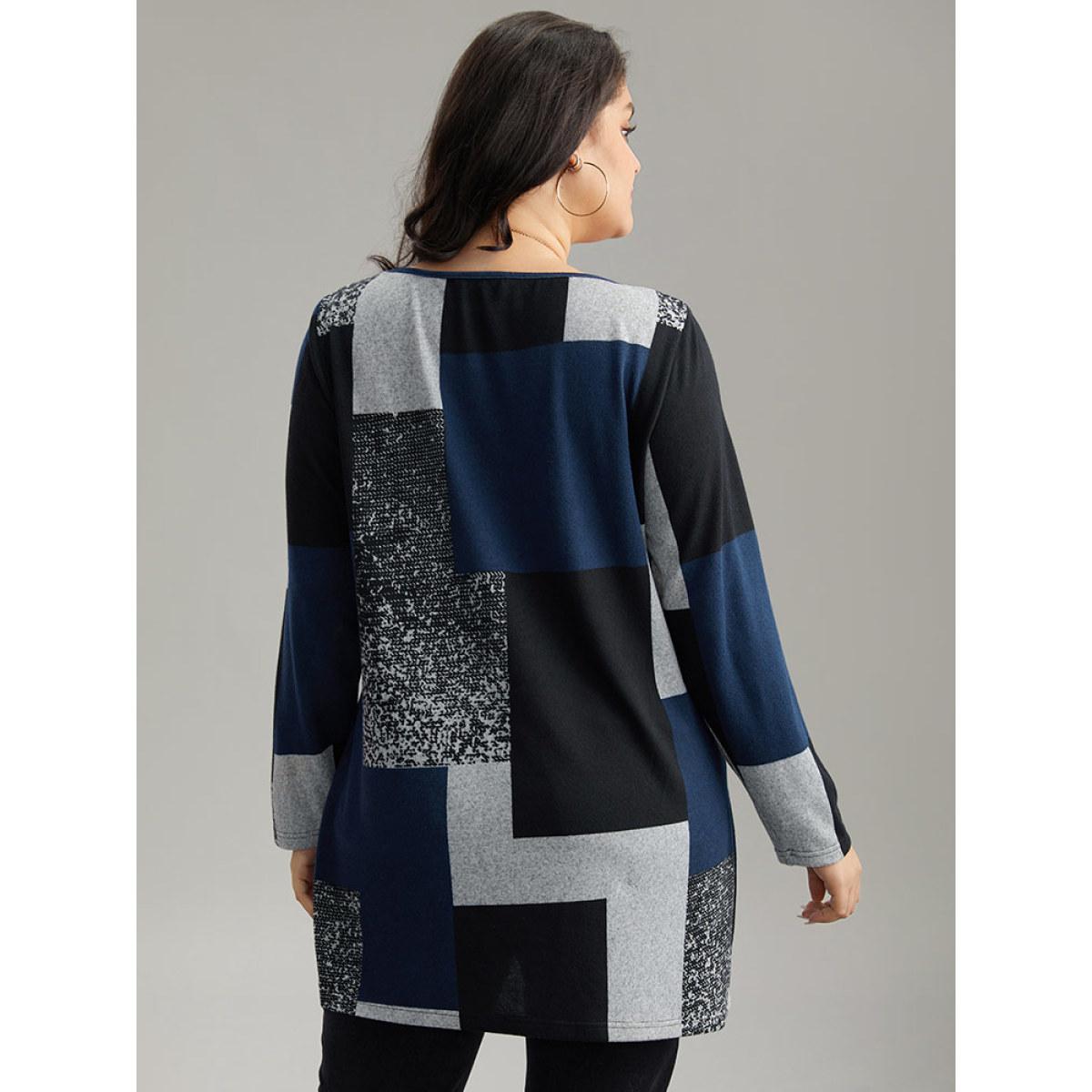 Plus Size Colorblock Contrast Round Neck T-shirt Indigo Women Leisure Contrast Colorblock Boat Neck Casual T-shirts BloomChic 12/L Product Image