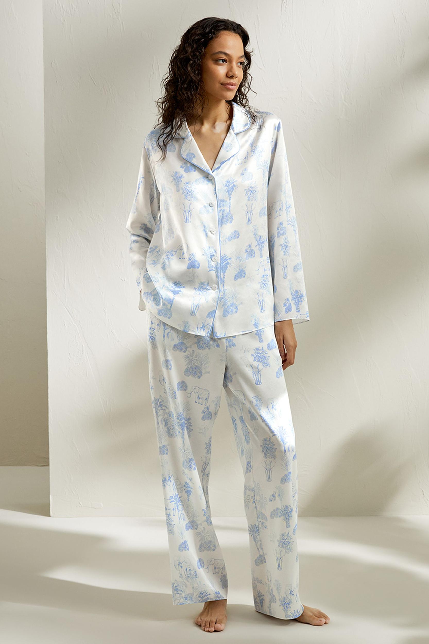 La Terra Long Pajama Set Product Image