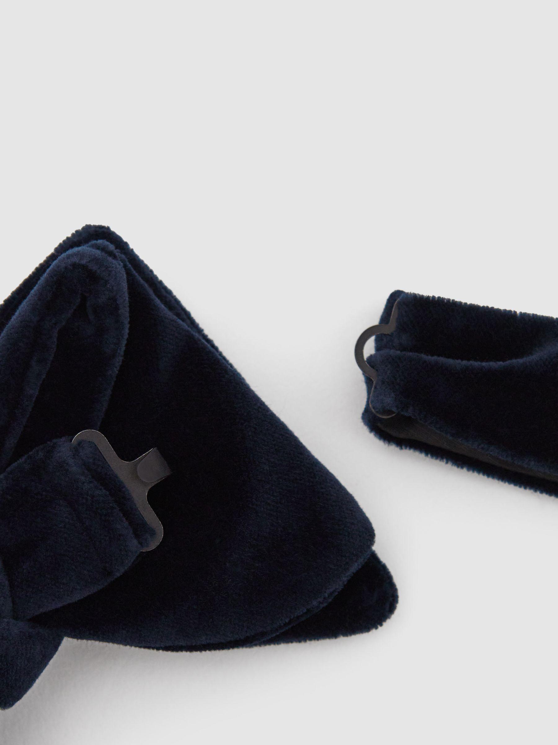 Velvet Bow Tie in Navy Product Image
