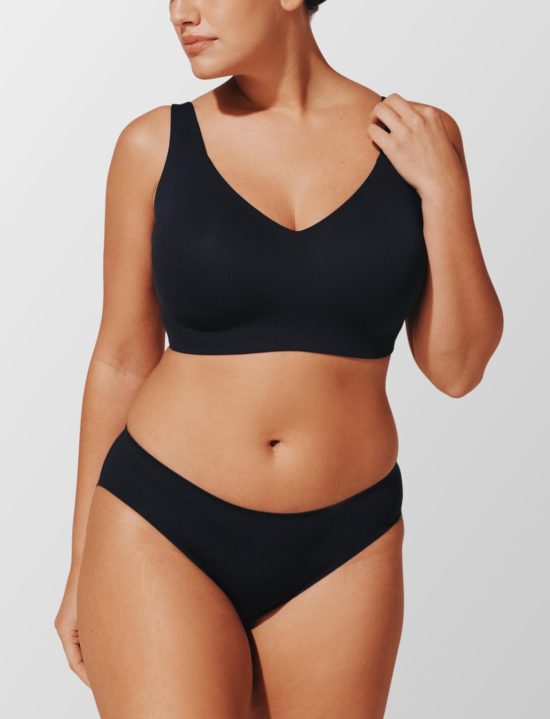 ComfortStretch Smoothing Wireless Bra Product Image