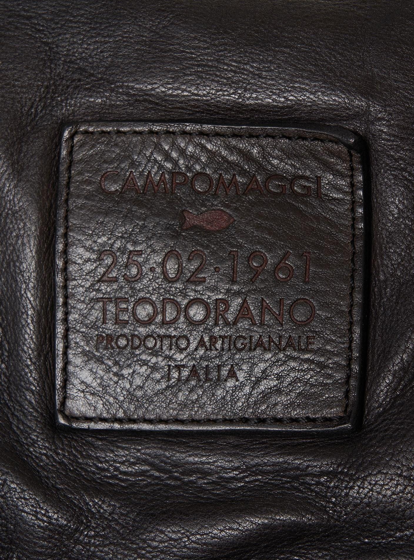 Leather briefcase Product Image
