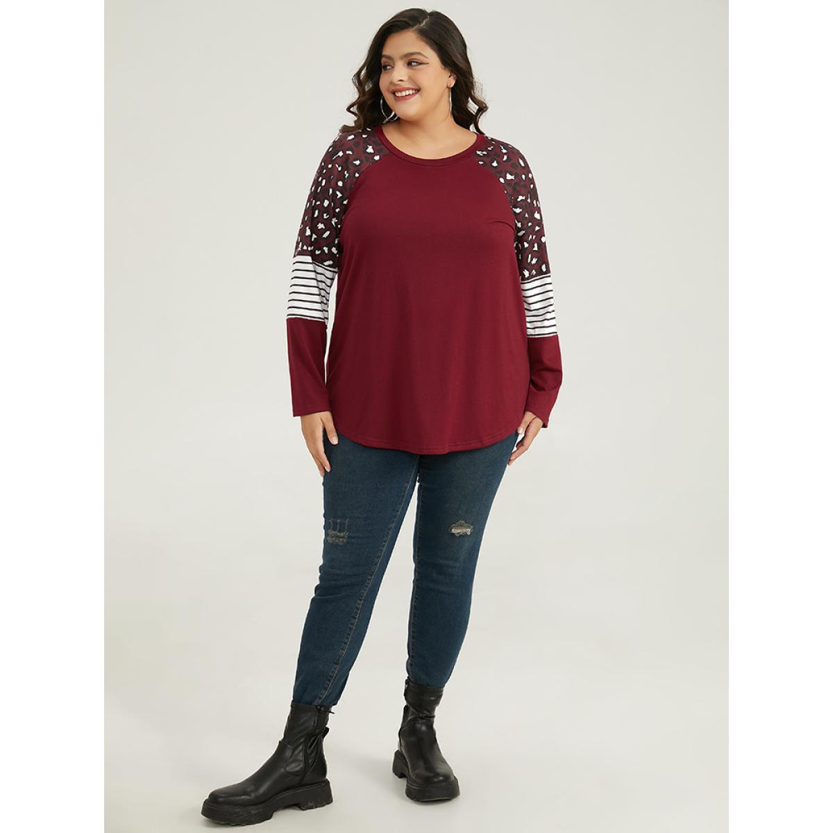 Plus Size Leopard Striped Patchwork Raglan Sleeve T-shirt Burgundy Women Casual Contrast Leopard Round Neck Dailywear T-shirts BloomChic 26/4X Product Image