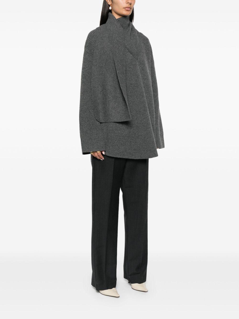 attached-scarf sweater Product Image