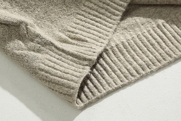 RT No. 5555 KNITTED HALF TURTLENECK COLLAR HALF ZIP-UP SWEATER Product Image