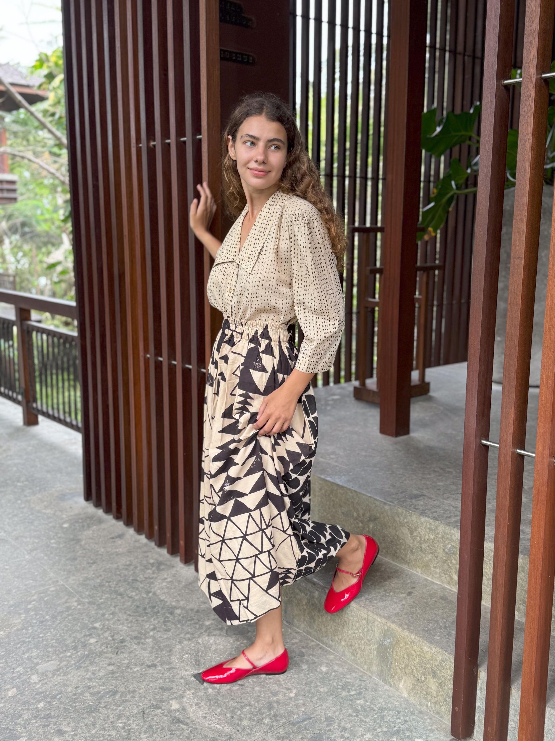 The Tiny-Dotted Shirt Product Image