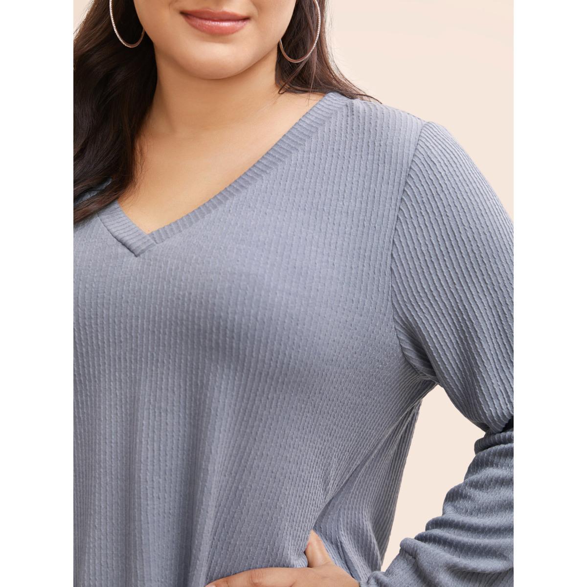Plus Size Plain Textured Split Hem T-shirt Mediumgray Women Casual Texture V-neck Everyday T-shirts BloomChic 26/4X Product Image