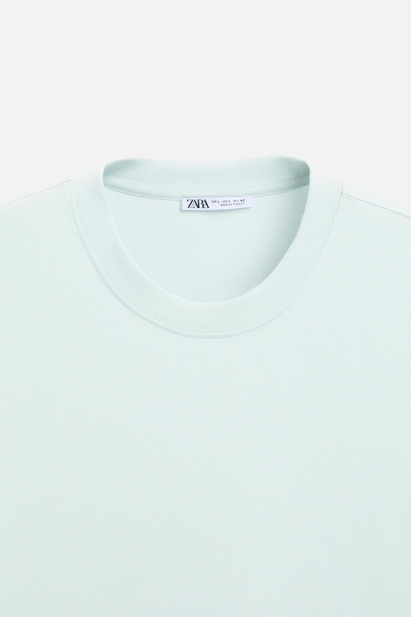 BASIC REGULAR FIT T-SHIRT Product Image
