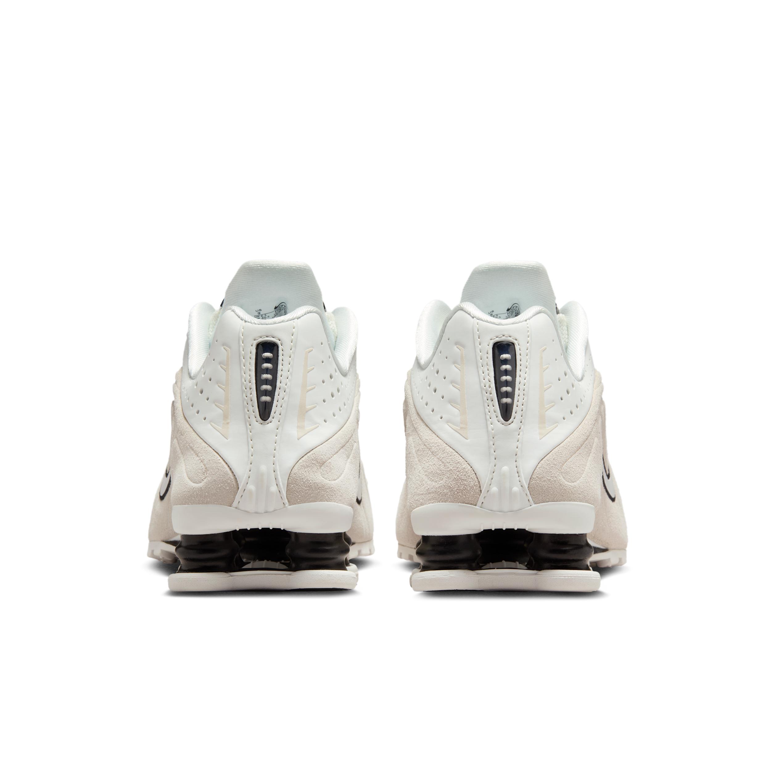 Nike Womens Shox R4 Shoes | HQ7739-100 Product Image