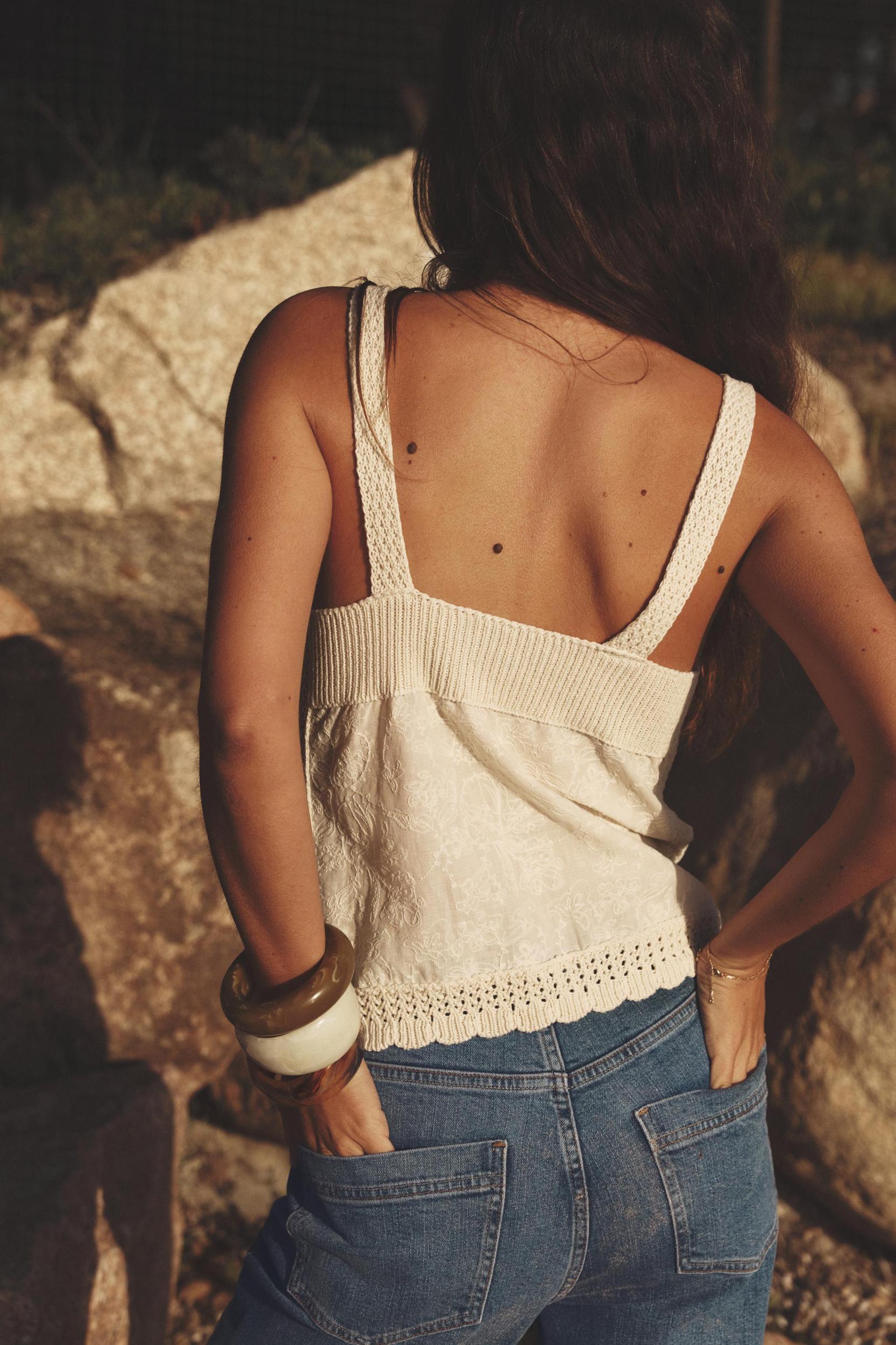 COMBINED STRAP KNIT TOP Product Image