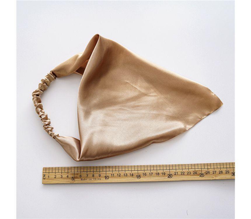 Plain Triangle Headband Product Image