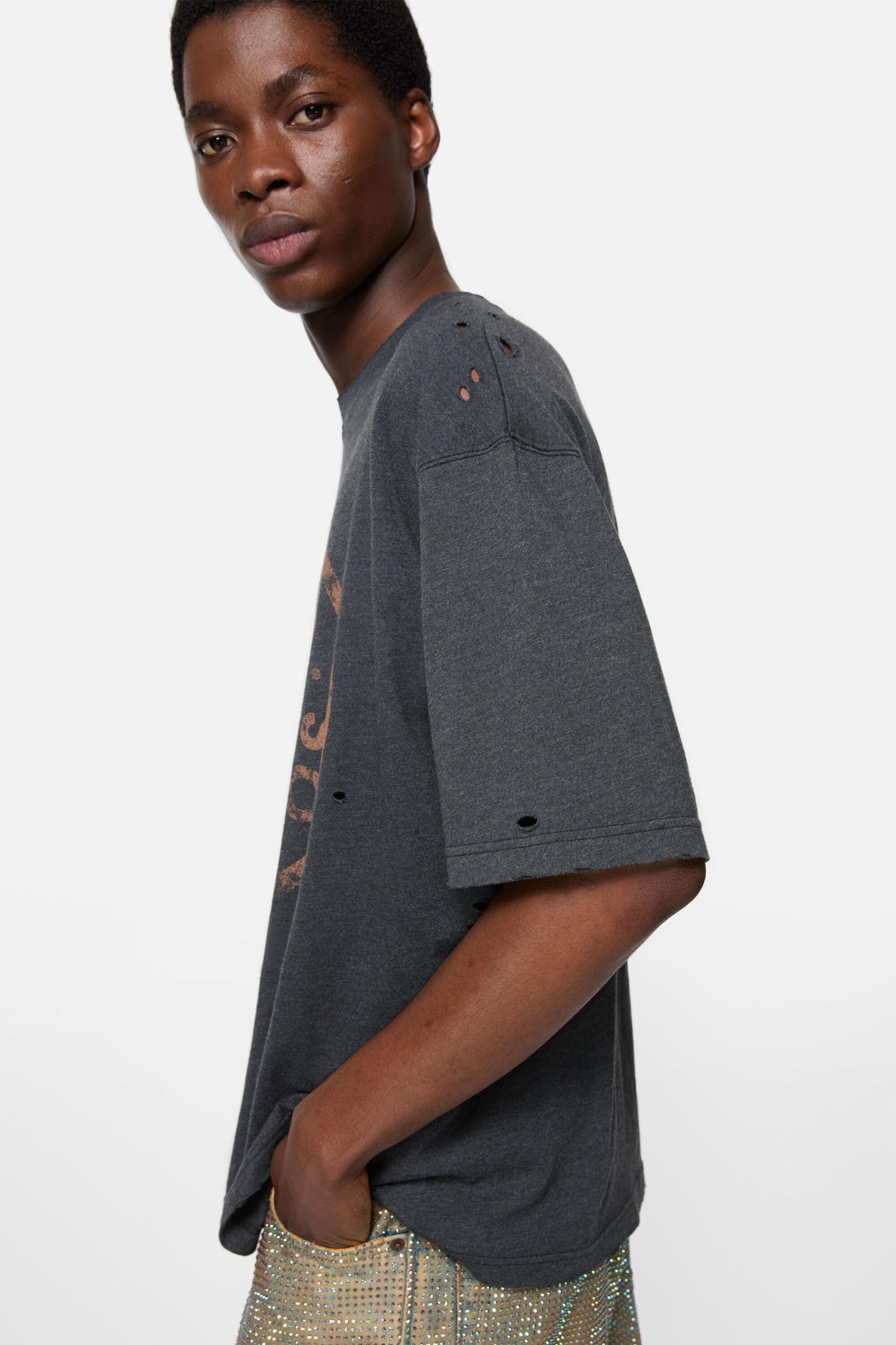 Logo t-shirt - Relaxed fit Product Image