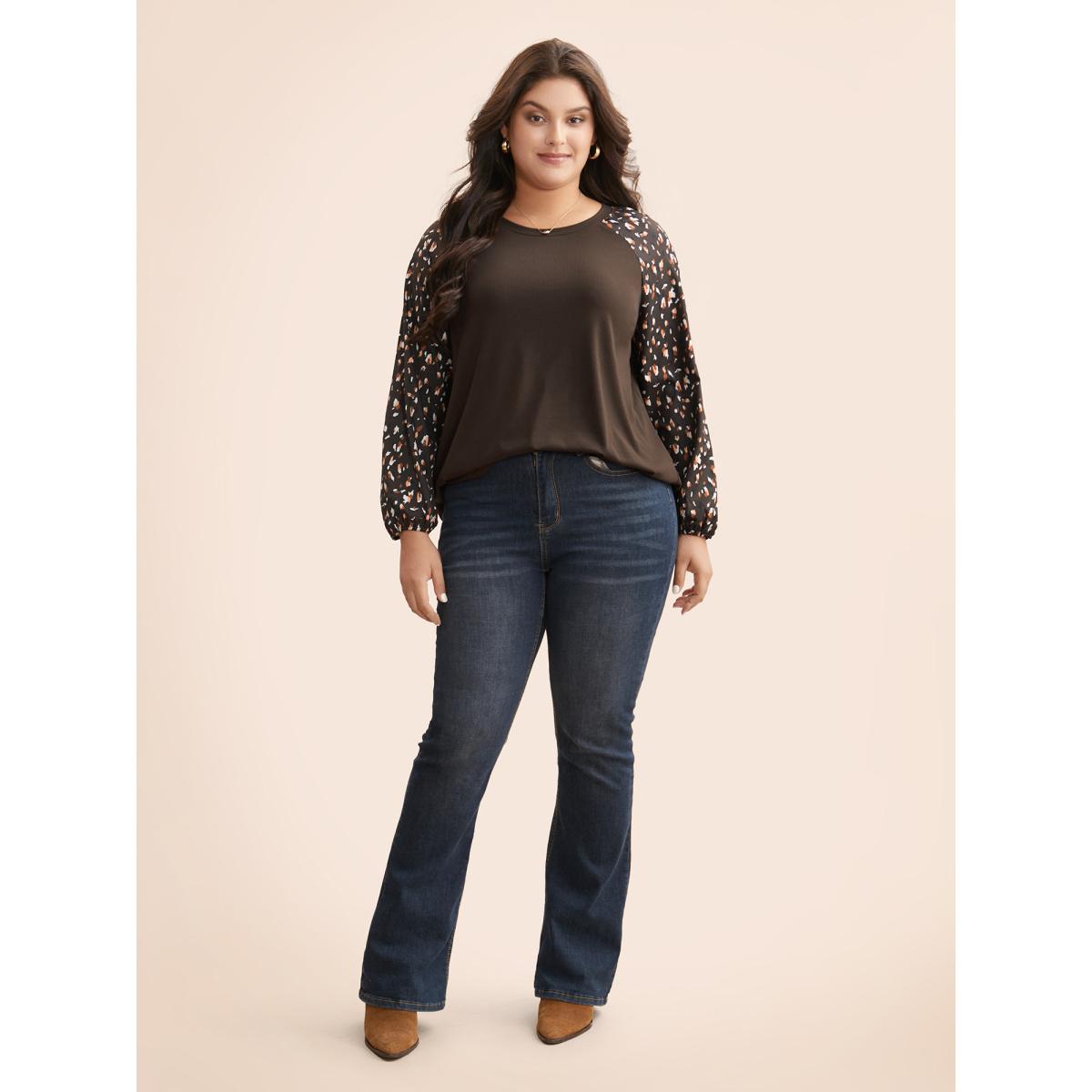 Plus Size Allover Print Patchwork Raglan Sleeve T-shirt DarkBrown Women Casual Contrast Round Neck Everyday T-shirts BloomChic 22-24/3X Product Image