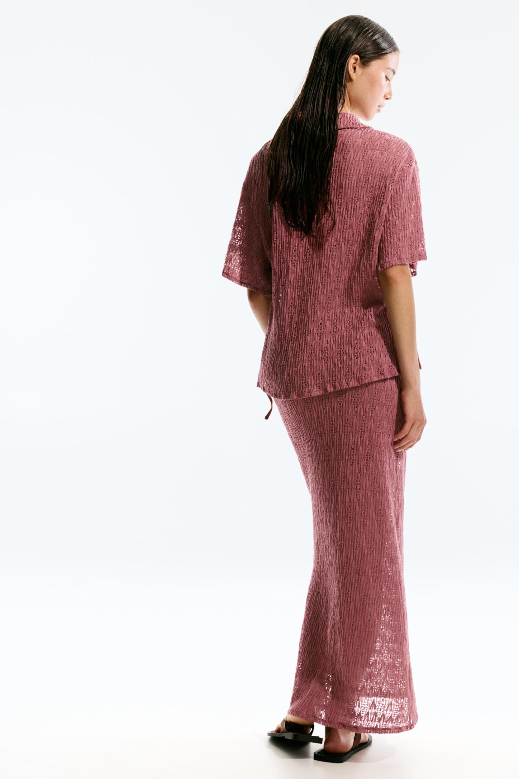 Short sleeve open-knit shirt Product Image