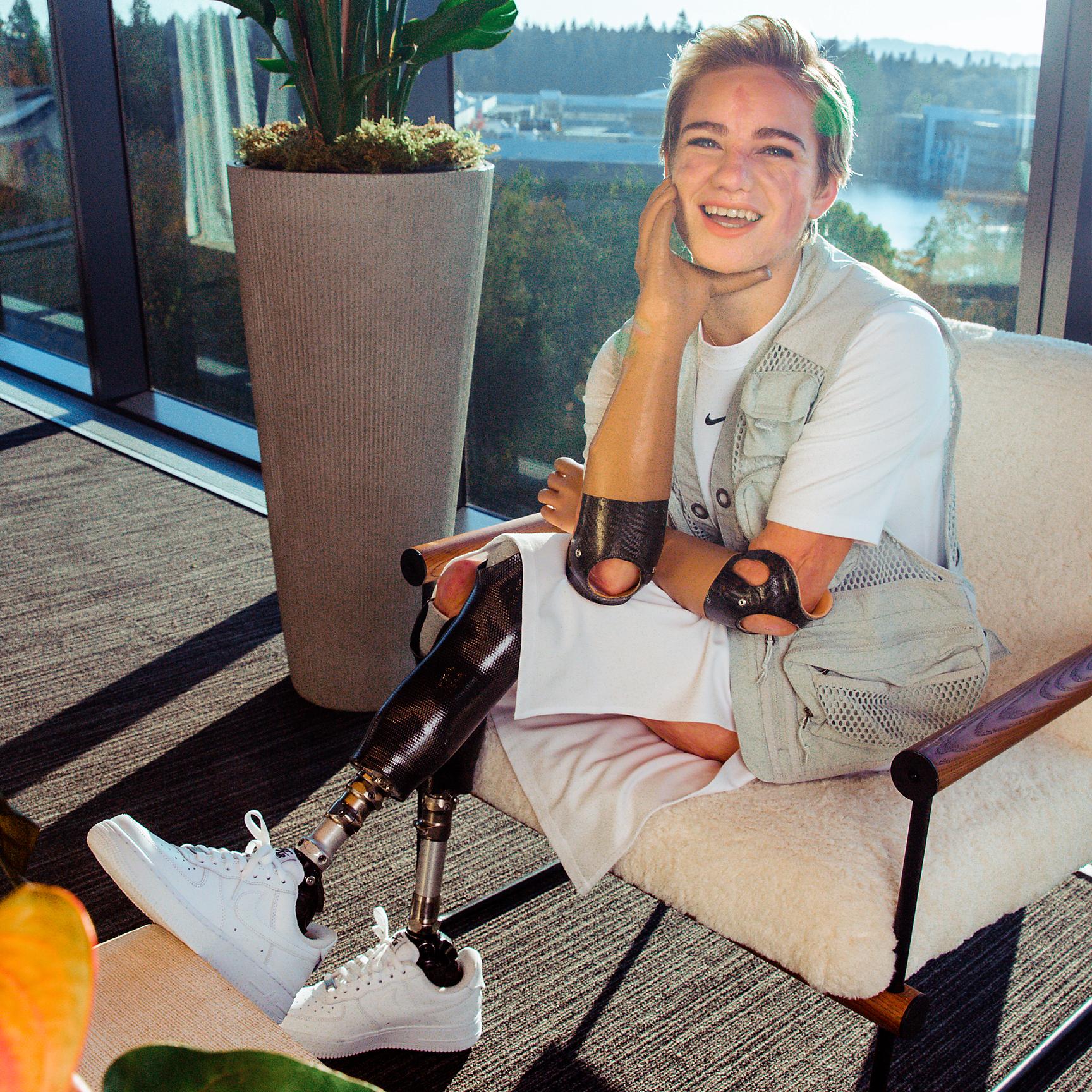 Nike Womens Nike Air Force 1 07 Flyease - Womens Shoes White/White/White Product Image