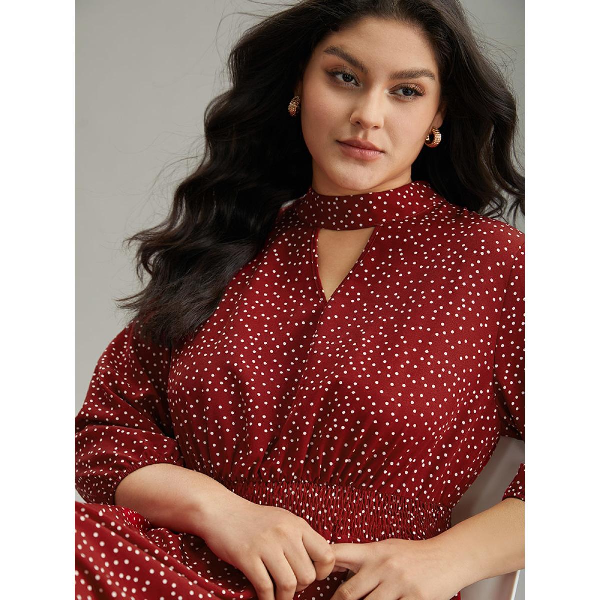 Plus Size Polka Dot Keyhole Pocket Mock Neck Dress Scarlet Women Elegant Elastic cuffs Mock Neck Elbow-length sleeve Curvy Midi Dress BloomChic 22-24/3X Product Image