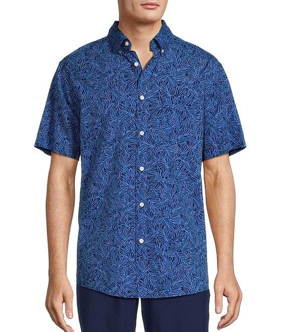 Roundtree & Yorke Short Sleeve Leaf Print Seersucker Sport Shirt Product Image