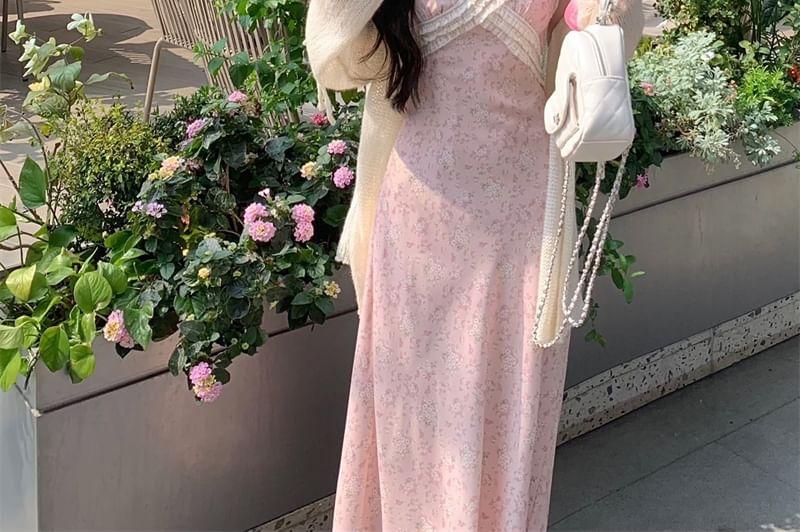 V-Neck Spaghetti Strap Floral Print Ruffle Trim Midi A-Line Dress / Plain Light Cardigan Product Image