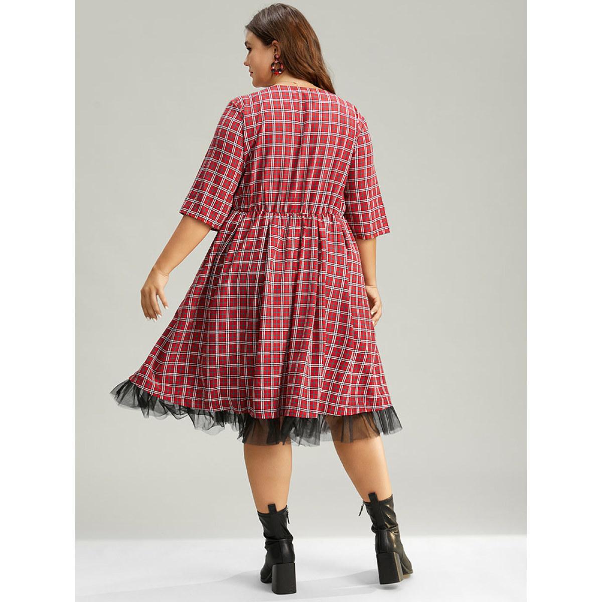 Plus Size Christmas Plaid Mesh Patchwork Pleated Dress Multicolor Women Office Printed Round Neck Half Sleeve Curvy Midi Dress BloomChic 30/6X Product Image
