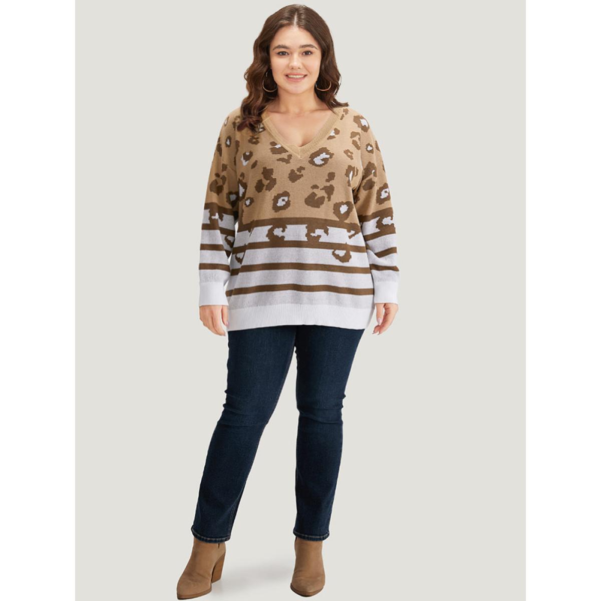 Plus Size Leopard Striped Elastic Cuffs Pullover Leopard Women Casual Loose Long Sleeve V-neck Dailywear Pullovers BloomChic 18-20/2X Product Image