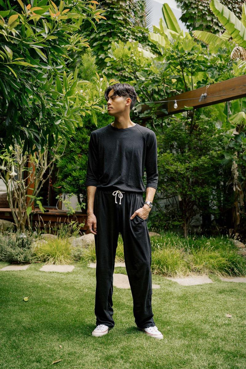 Men's Organic Raglan in Black Product Image