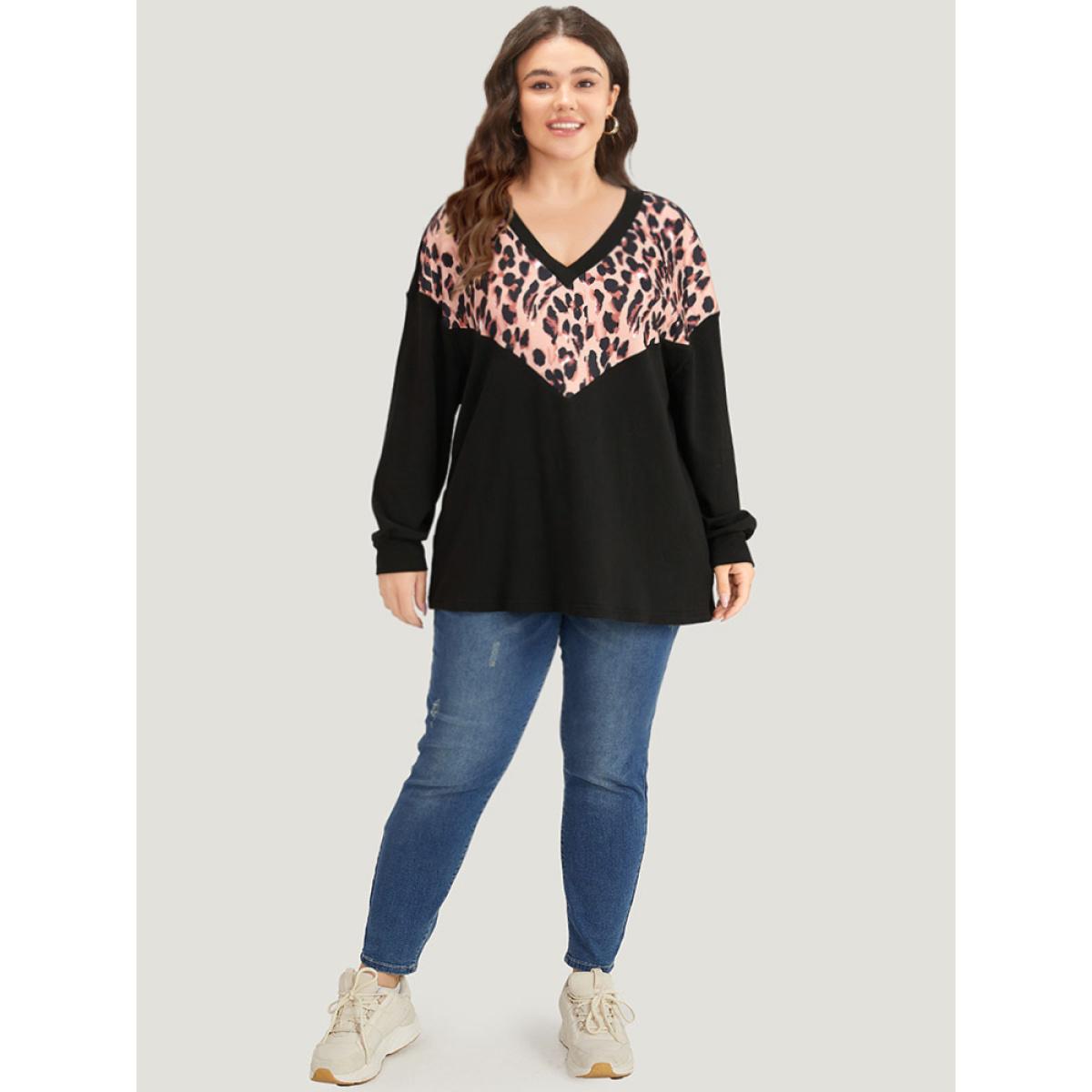 Plus Size Leopard Print Patchwork V Neck Contrast Trim Sweatshirt Women Black Casual Elastic cuffs V-neck Dailywear Sweatshirts BloomChic 28/5X Product Image