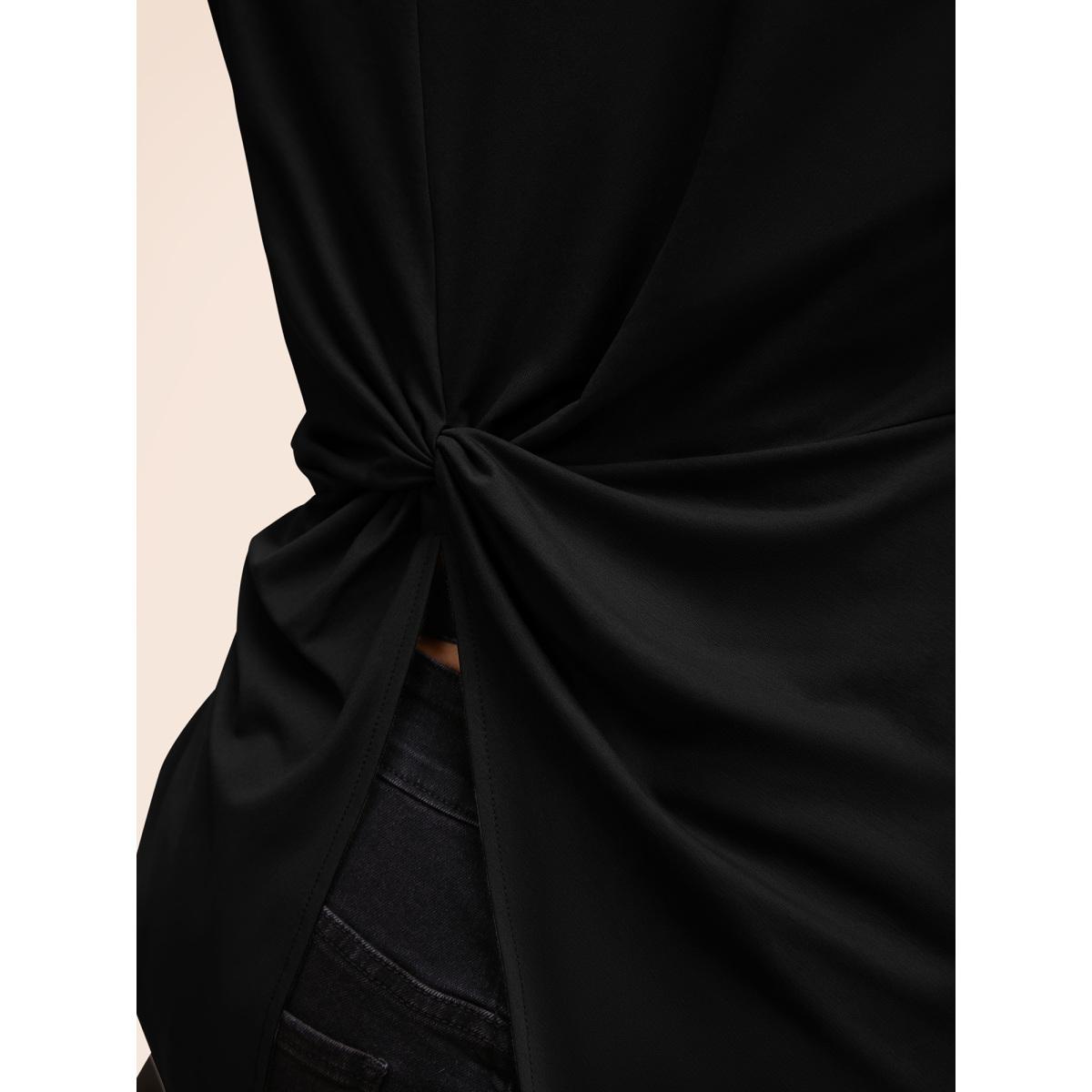 Plus Size Solid Twist Back V Neck Short Sleeve T-shirt Black Women Casual Plain Plain V-neck Dailywear T-shirts BloomChic 26/4X Product Image