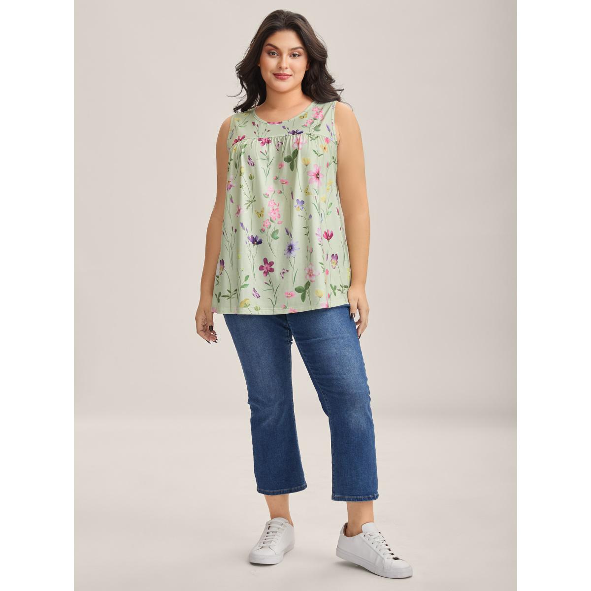 Plus Size Floral Print Flowy Pleated Tank Top Women Greenbean Leisure Gathered Round Neck Casual Tank Tops Camis BloomChic 10/M Product Image